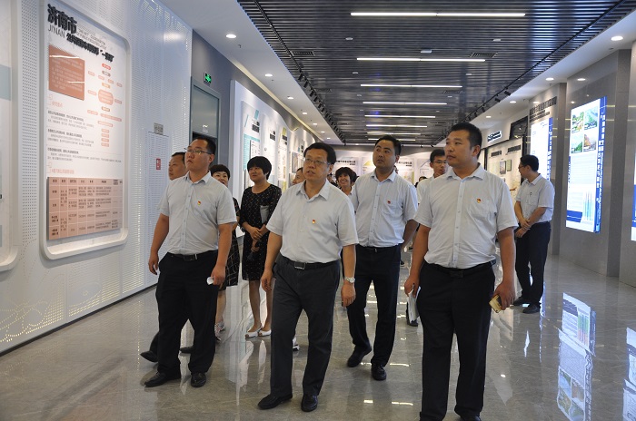 濟南連心物業(yè)有限公司黨支部舉行“不忘初心、牢記使命”主題教育慶“七一”系列活動